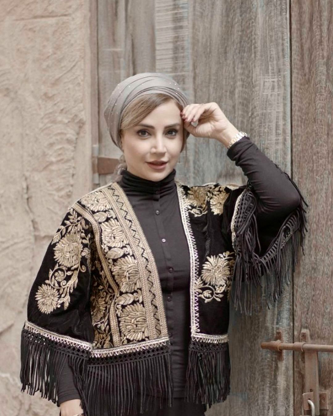 عکس | کیک تولد ۴۶ سالگی این بازیگر زن معروف جنجالی شد