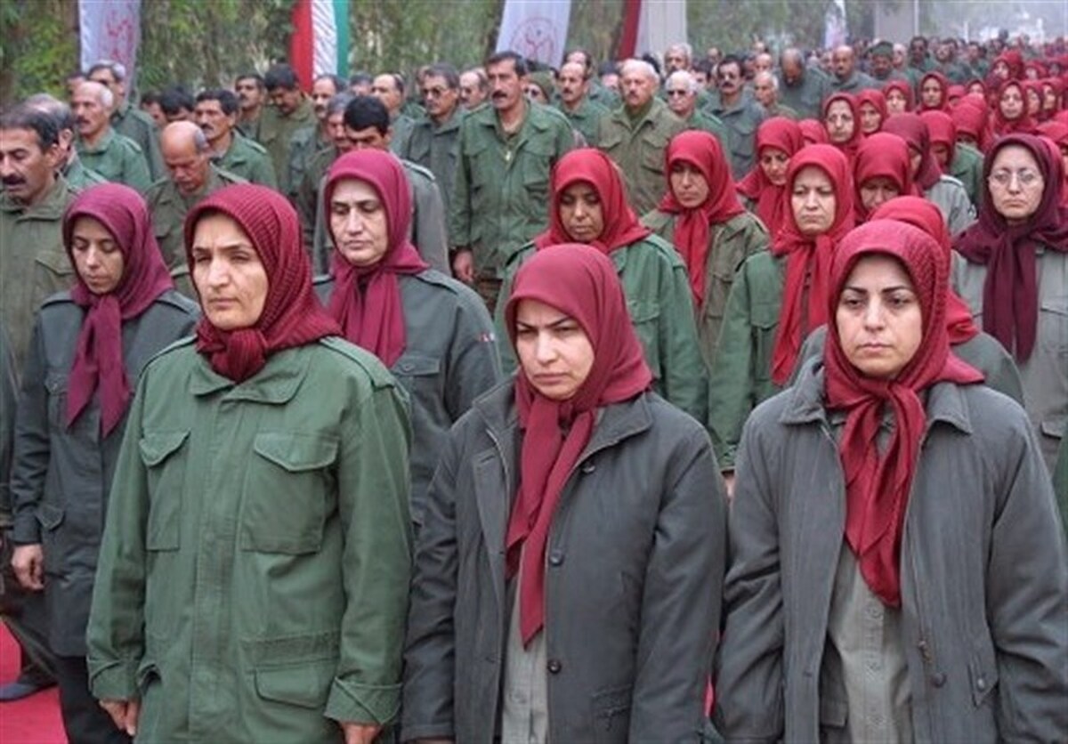 ویدیو | رژه عجیب زنان با لباس منافقین در تهران !