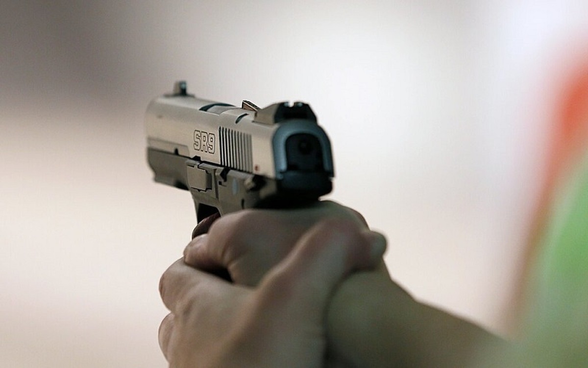 قاتل متواری تسلیم شد | شلیک به 3 عضو خانواده با اسلحه شکاری