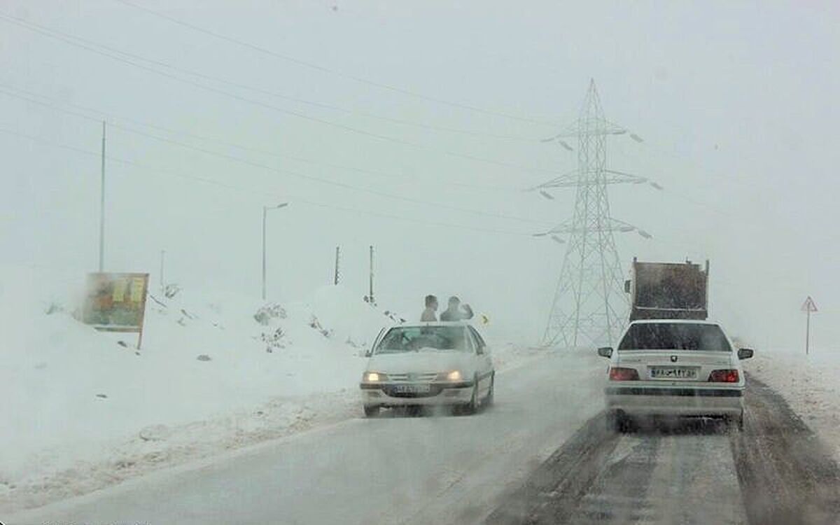 ویدیو | هشدار قرمز به رانندگان و مردم درمورد بارش سنگین برف
