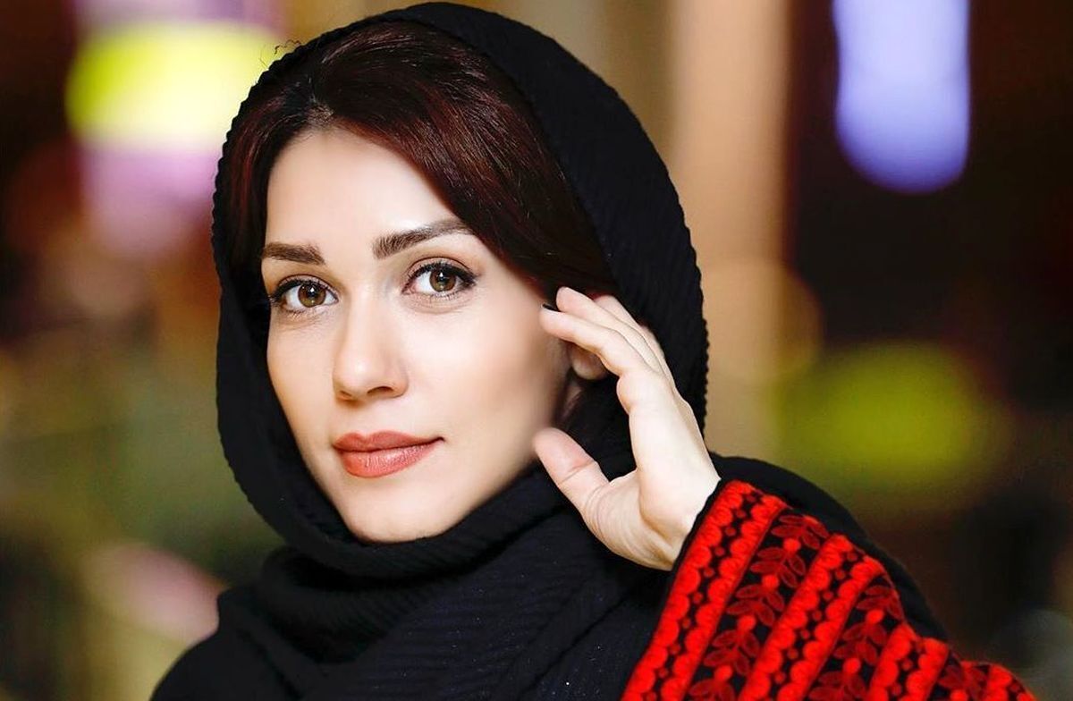 عکس | این بازیگر زن معروف ایرانی راننده کامیون شد