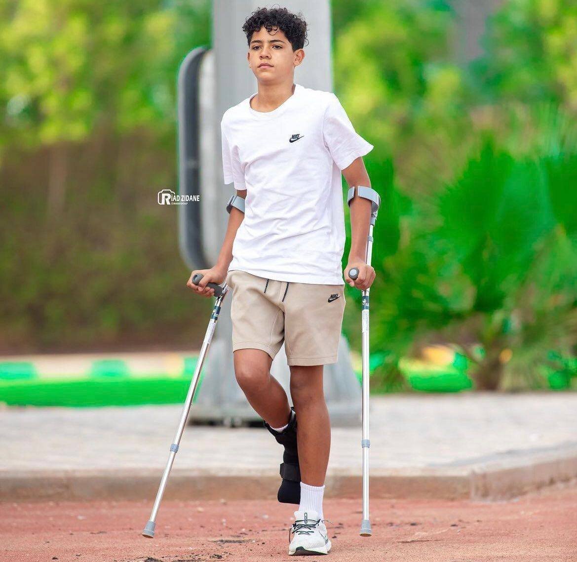 عکس | اقدام ویژه النصریها برای پسر رونالدو عکس | اقدام ویژه النصریها برای پسر رونالدو