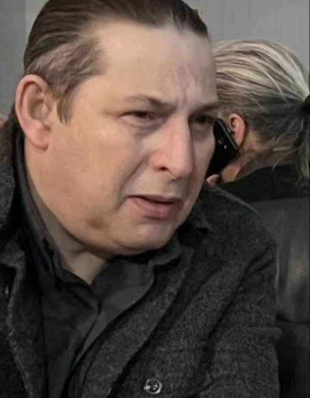 عکس | چهره‌های مشهوری که در مراسم چهلم مهرجویی شرکت کردند