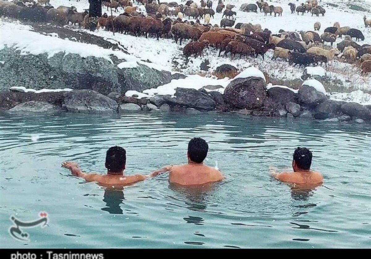 ویدیو | آبگرم در دل برف ، با یکی از عجایب ایران آشنا شوید