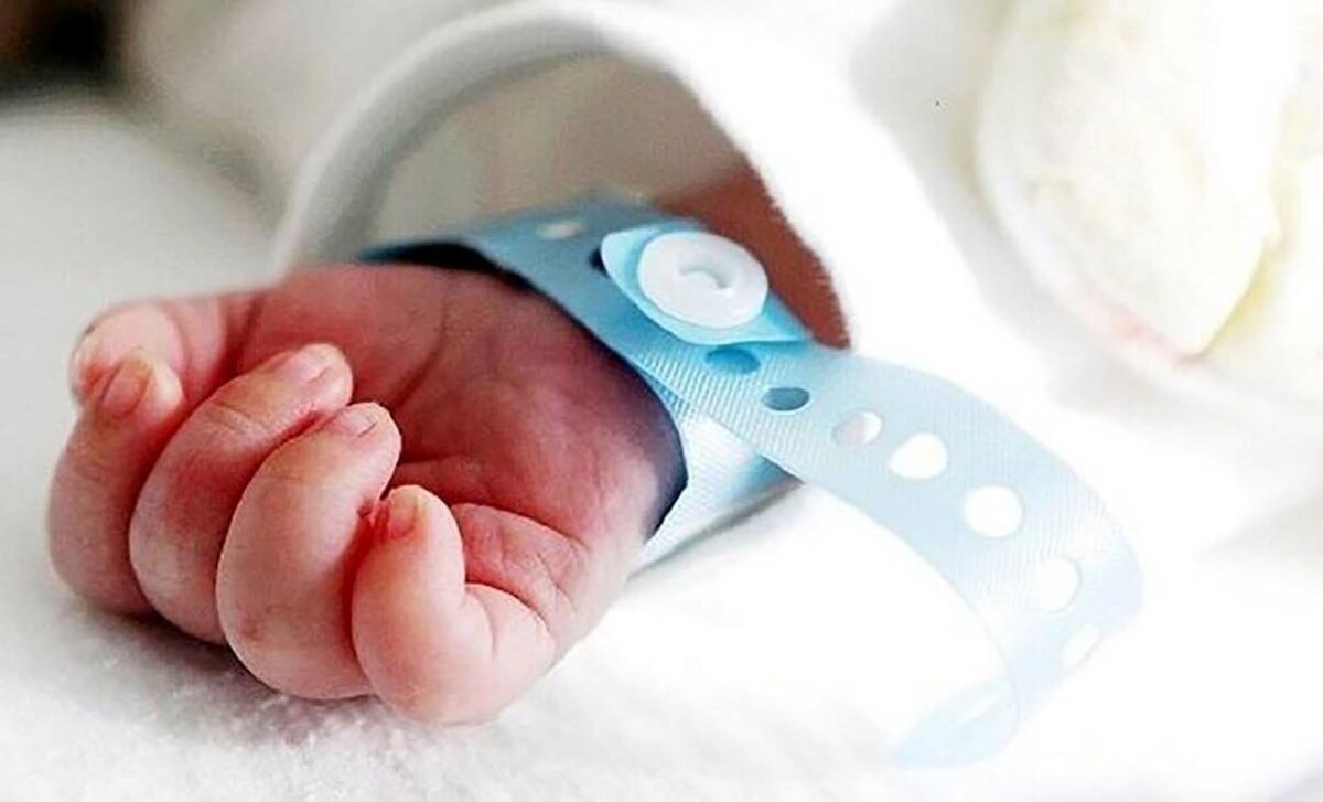 مرگ نوزاد ۶ ماهه به گردن اعتراض کارکنان بیمارستان مفید افتاد