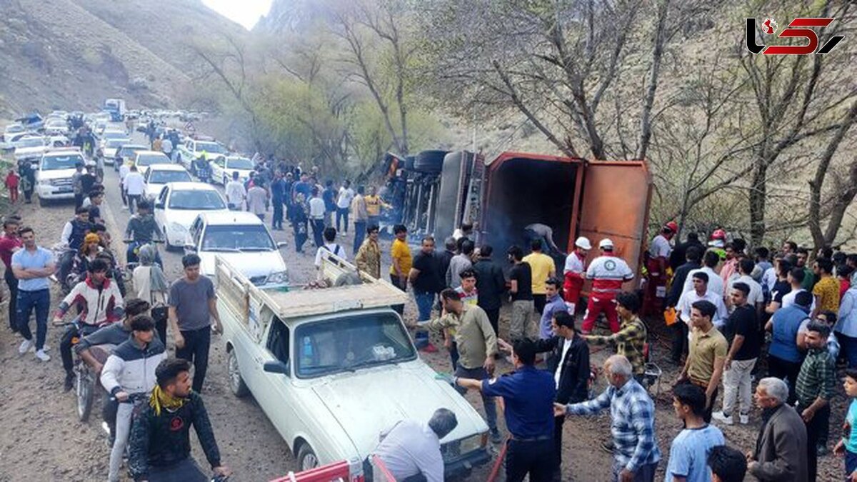 تصادف خونین کامیون با ۱۰ خودرو در کاشمر + آخرین آمار قربانیان