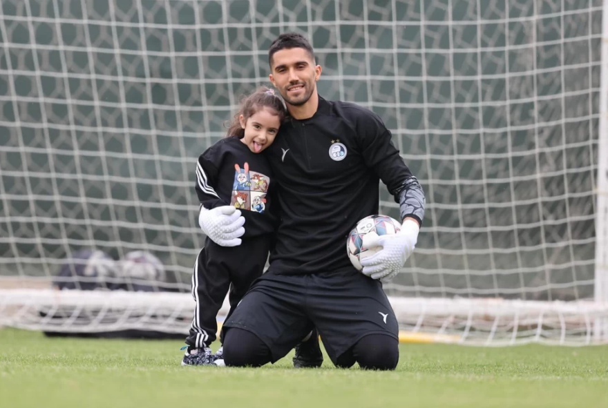 عکس | این زن جذاب ، دل کاپیتان آبیها را برد عکس | این زن جذاب ، دل کاپیتان آبیها را برد