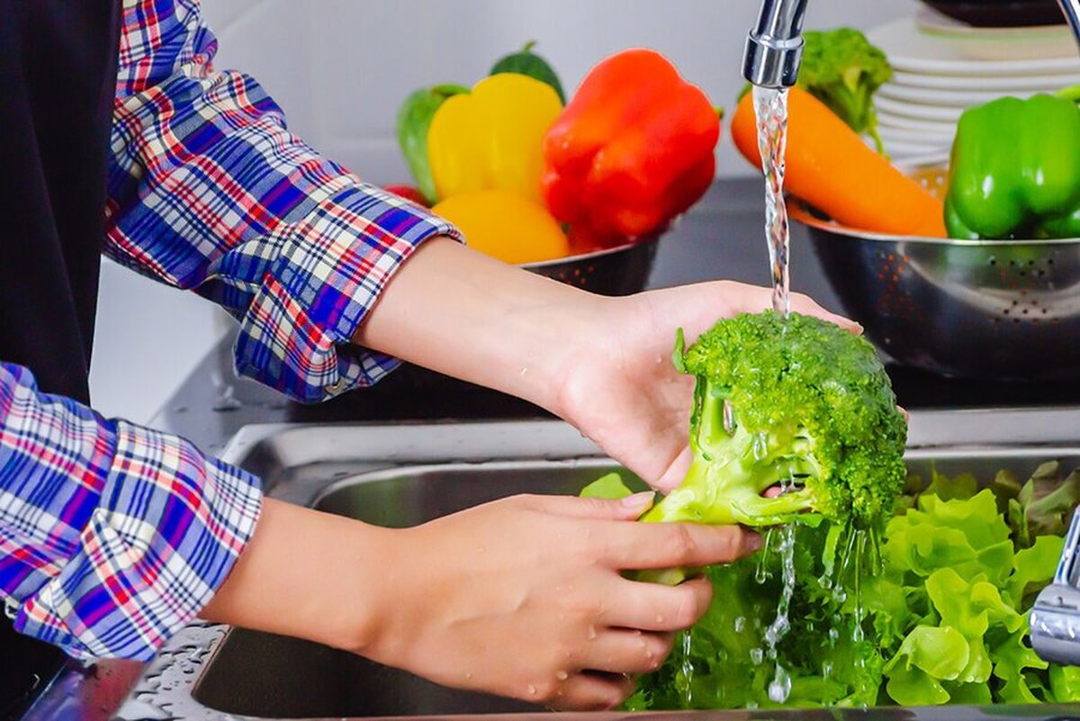 برای شست و شوی سبزیجات از این مواد استفاده نکنید