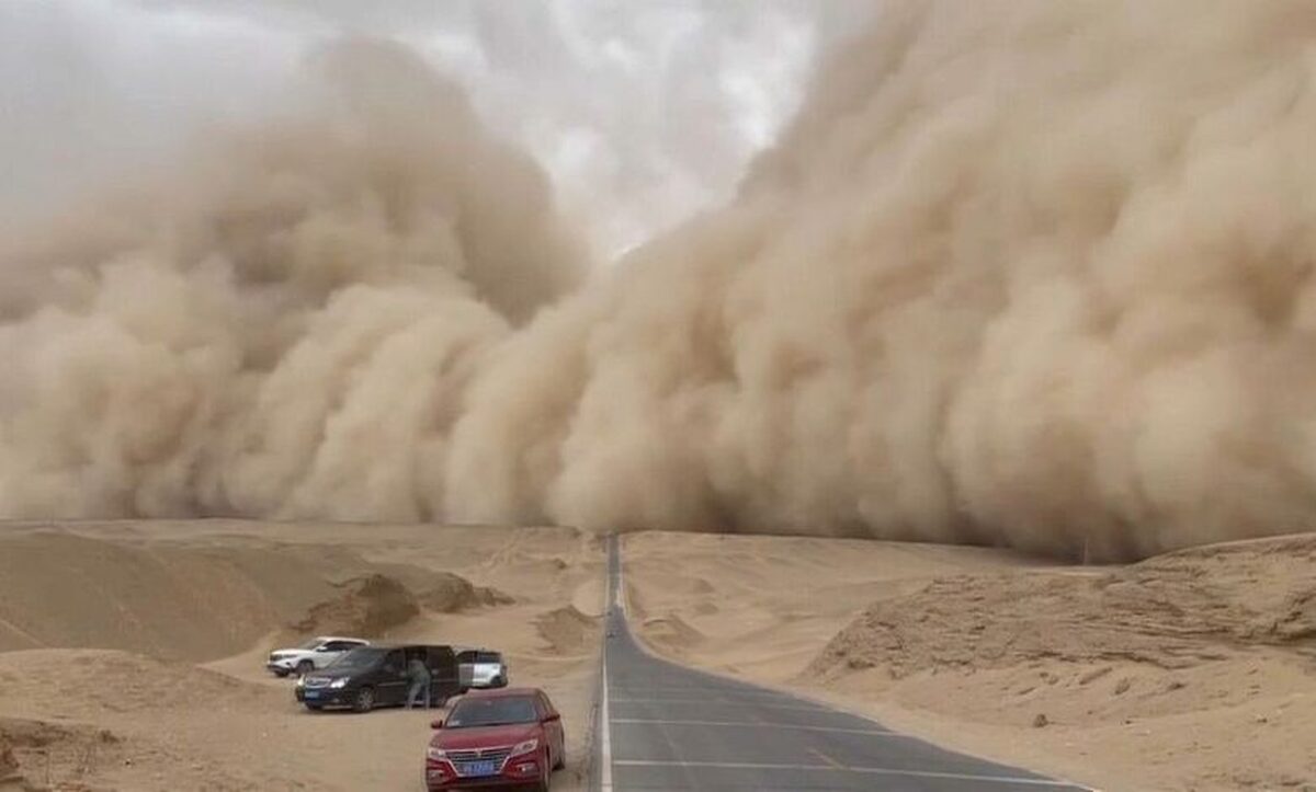 ویدیو | وایرال شدن توفانی خطرناک در دُبی
