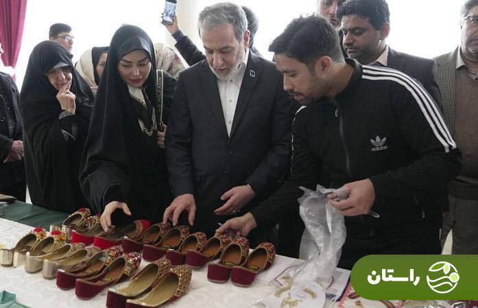 عکس | همسر جوان عباس عراقچی وزیر امور خارجه را در کنار او ببینید!