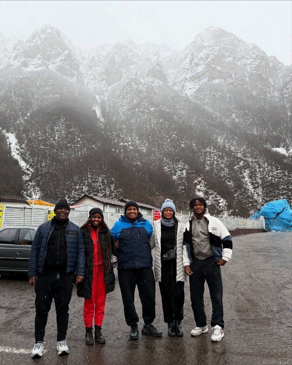 عکس | برف بازی خانواده سرمربی استقلال در جاده چالوس! عکس | برف بازی خانواده سرمربی استقلال در جاده چالوس!