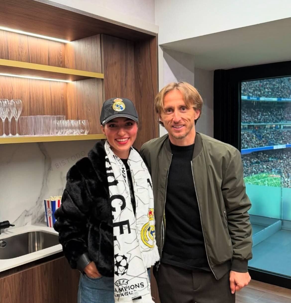 عکس | شیدا مقصودلو در کنار لوکا مودریچ! استایل ویژه همسر مورایس! عکس | شیدا مقصودلو در کنار لوکا مودریچ! استایل ویژه همسر مورایس!