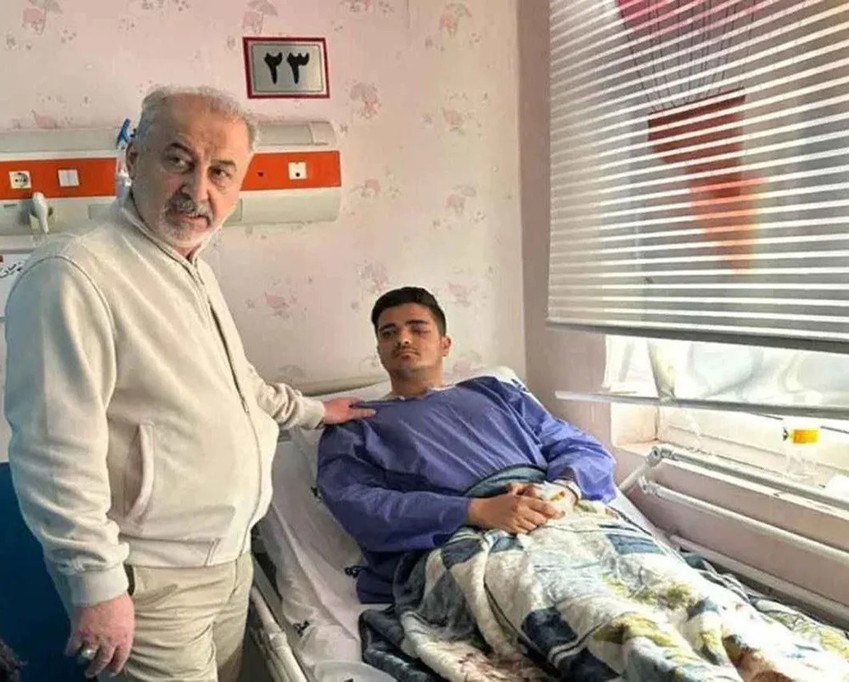 عکس | هوادار پرسپولیس در بازی با تراکتور بینایی یک چشمش را از دست داد