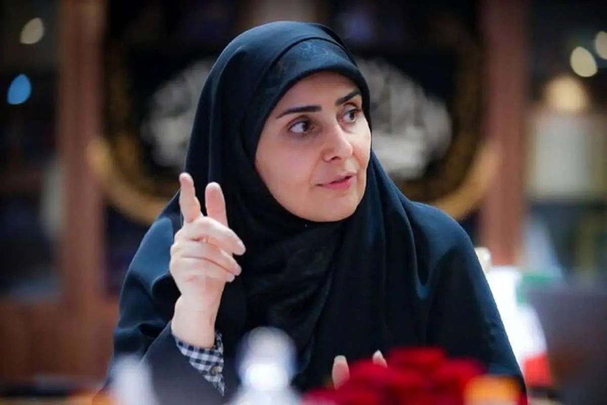 هشدار وزیر راه : با شرکت‌های متخلف هواپیمایی برخورد می‌کنیم
