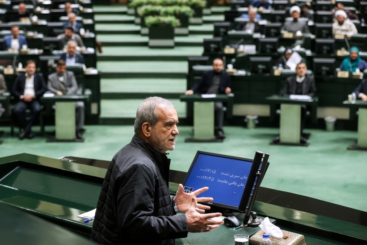 پزشکیان در شرایط جنگی هستیم! ۶ ماهه نمی‌شود معجزه کرد!