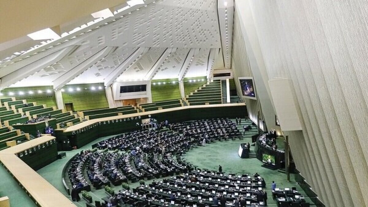 احضار ۱۱ وزیر پزشکیان به مجلس