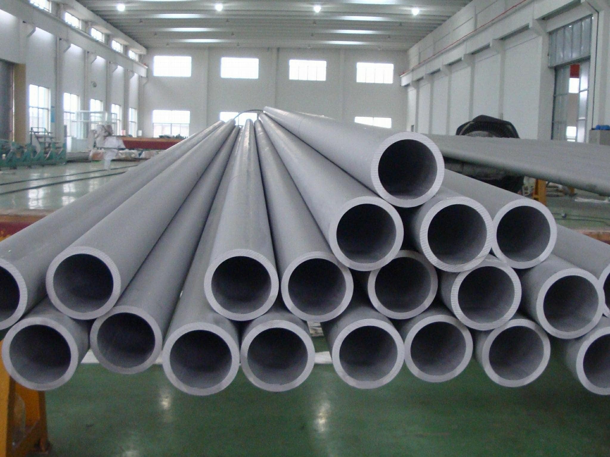 لوله آتشخوار چیست؟ عوامل تعیین کننده قیمت لوله آتشخوار و بویلر لوله آتشخوار چیست؟ عوامل تعیین کننده قیمت لوله آتشخوار و بویلر