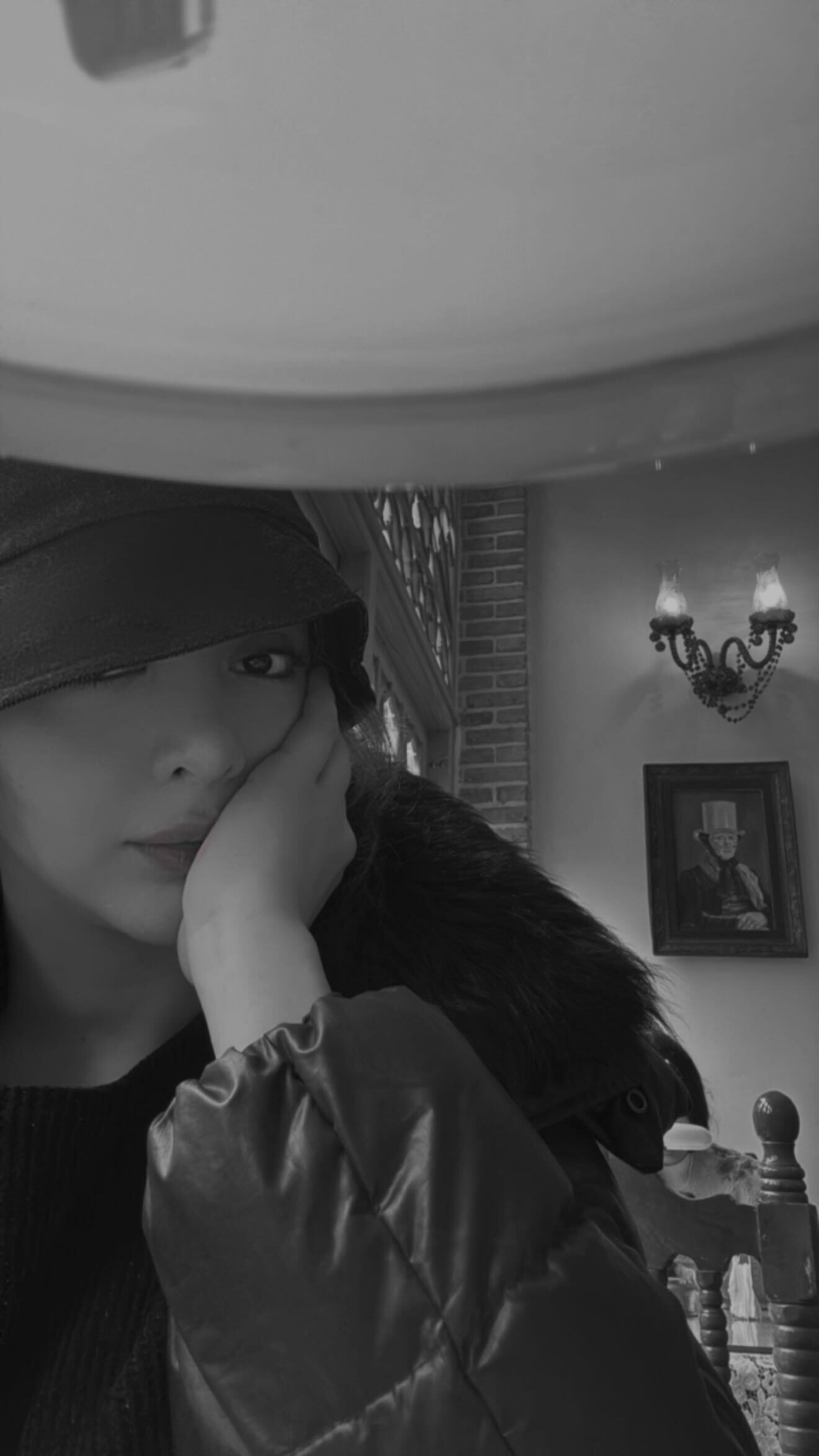 عکس | ژست هنری المیرا دهقانی؛ تصویری که پربازدید شد!