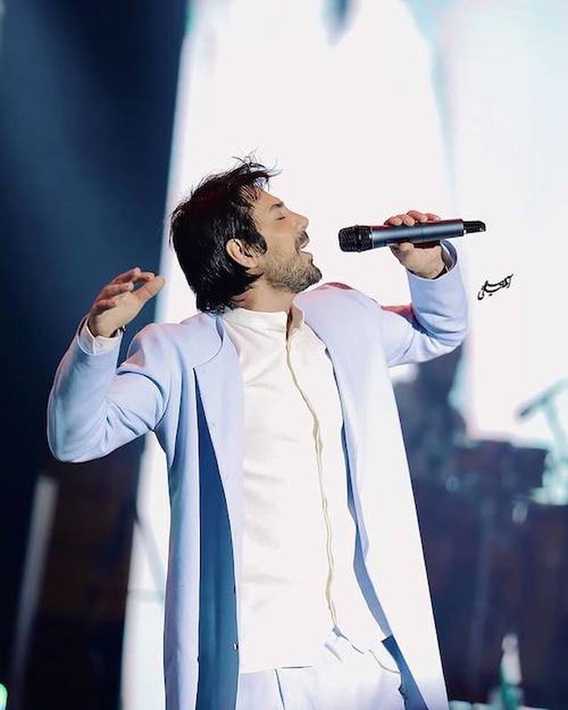 عکس | چهره امیرعباس گلاب از این رو به آن رو شد! عکس | چهره امیرعباس گلاب از این رو به آن رو شد!