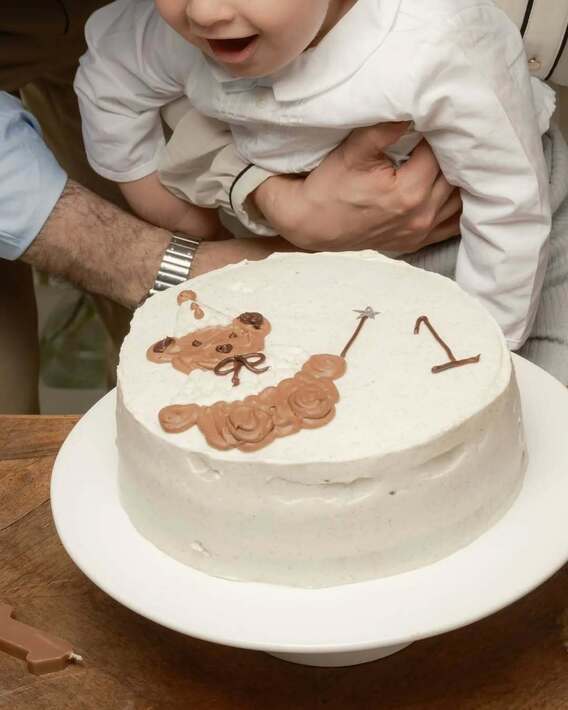 عکس | جشن تولد ساده، اما شیک پسر بهرام رادان و مینا مختاری!