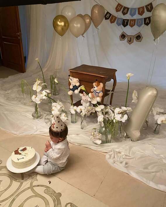 عکس | جشن تولد ساده، اما شیک پسر بهرام رادان و مینا مختاری!