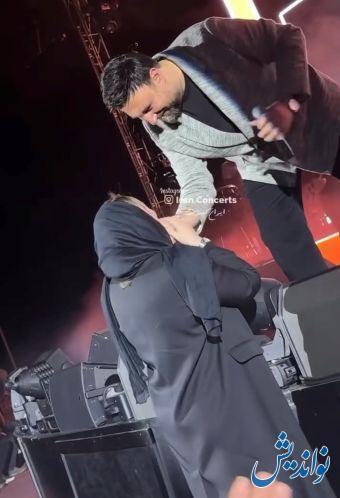 عکس | محمد علیزاده در کنسرت از همسر بازیگرش رونمایی کرد! | سارا منجزی‌پور کیست؟