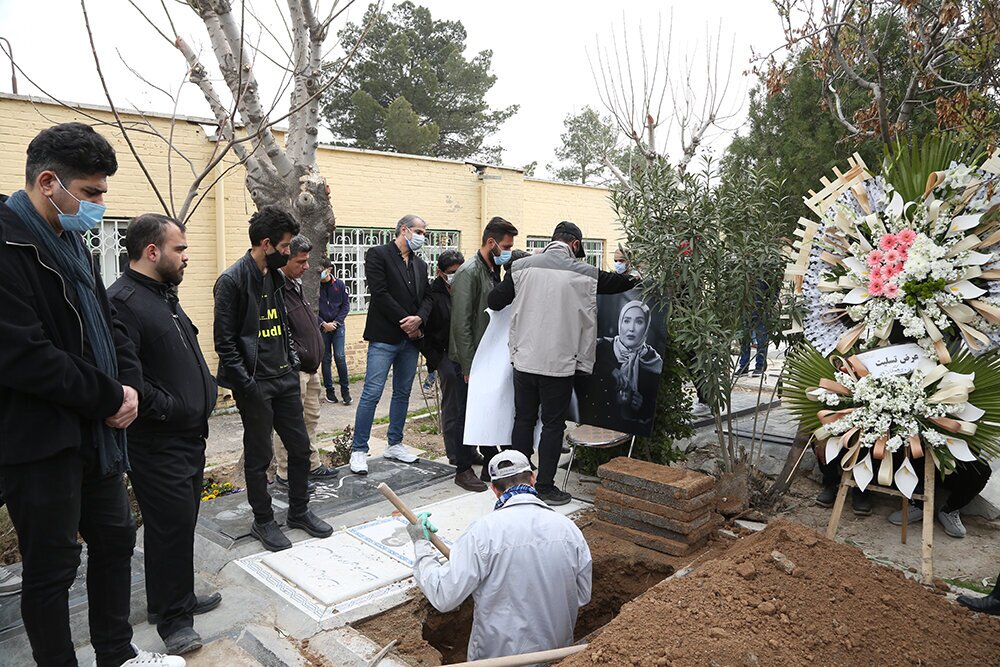 بازخوانی آخرین مصاحبه هولناک زهره فکور صبور همزمان با بازداشت متهم به قتل | کاش بازیگر نمی شدم + تصاویر بازخوانی آخرین مصاحبه هولناک زهره فکور صبور همزمان با بازداشت متهم به قتل | کاش بازیگر نمی شدم + تصاویر