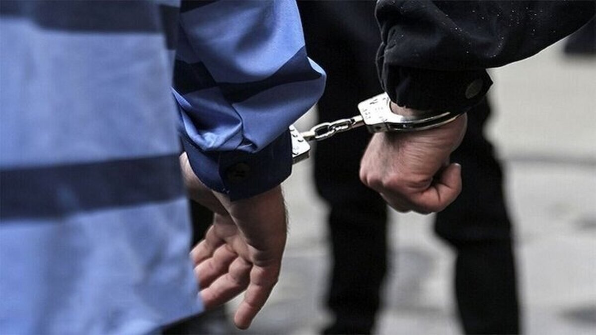 سرقت و اخاذی زن و شوهر در نقش مامور قلابی | سارقین دستگیر شدند
