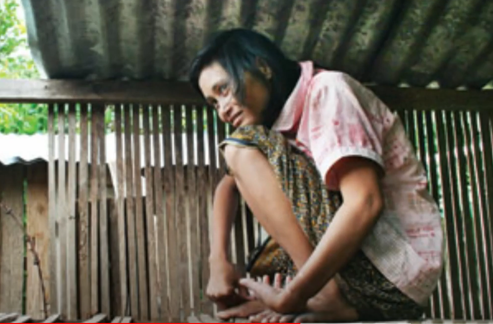 ماجرایی عجیب و باور نکردنی زنی که ۱۸ سال مثل تارزان زندگی کرد