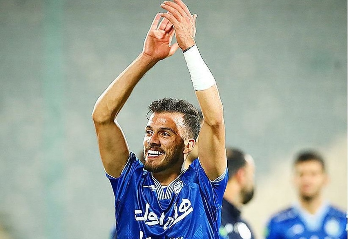 درخواست جالب هوادار استقلال از ابوالفضل جلالی | ستاره استقلال با وجود مخالفت ها کار خودش را کرد + عکس