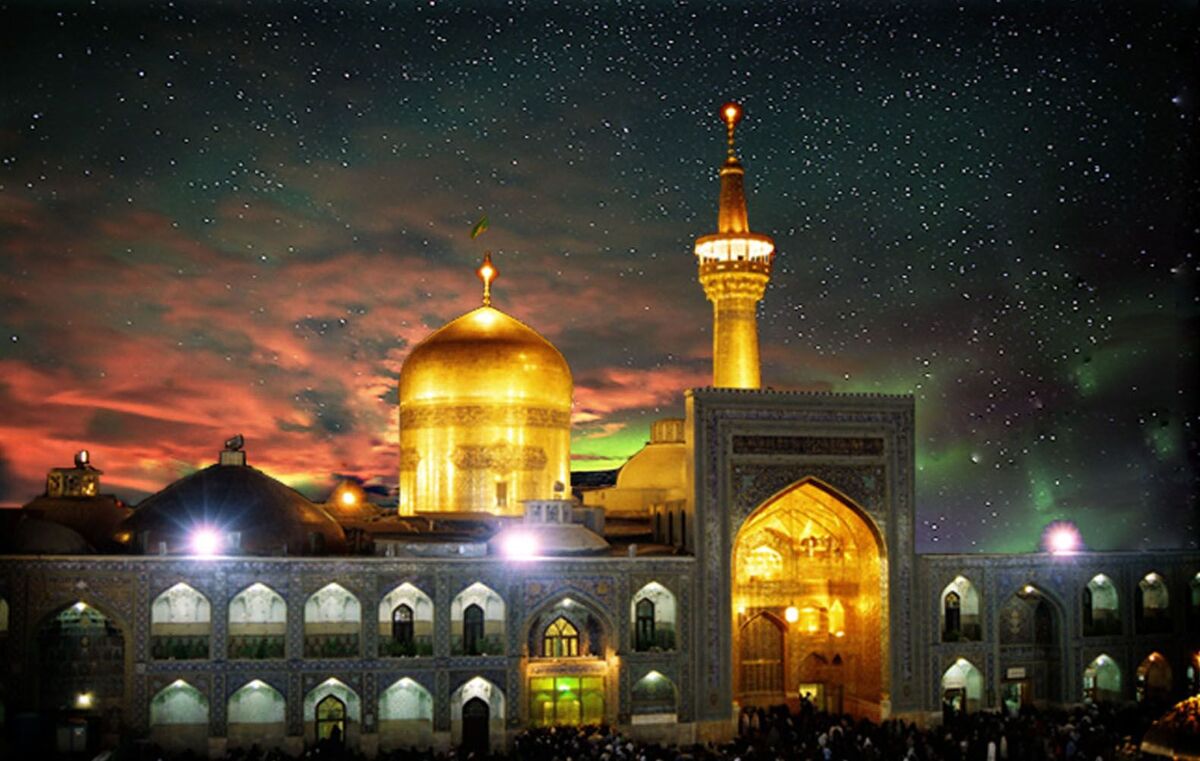 عکس | رنگ پرچم گنبد حرم رضوی تغییر کرد