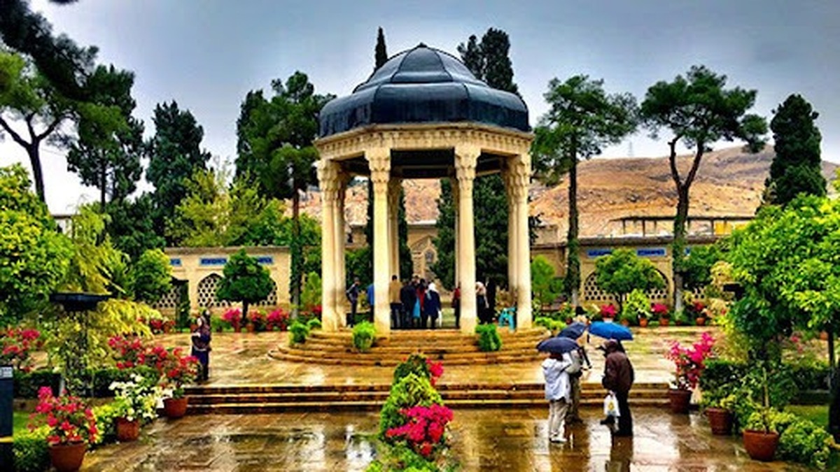 فال حافظ آنلاین امروز چهارشنبه ۵ اردیبهشت ۱۴۰۳ | نیت کنید و فالتان را بخوانید