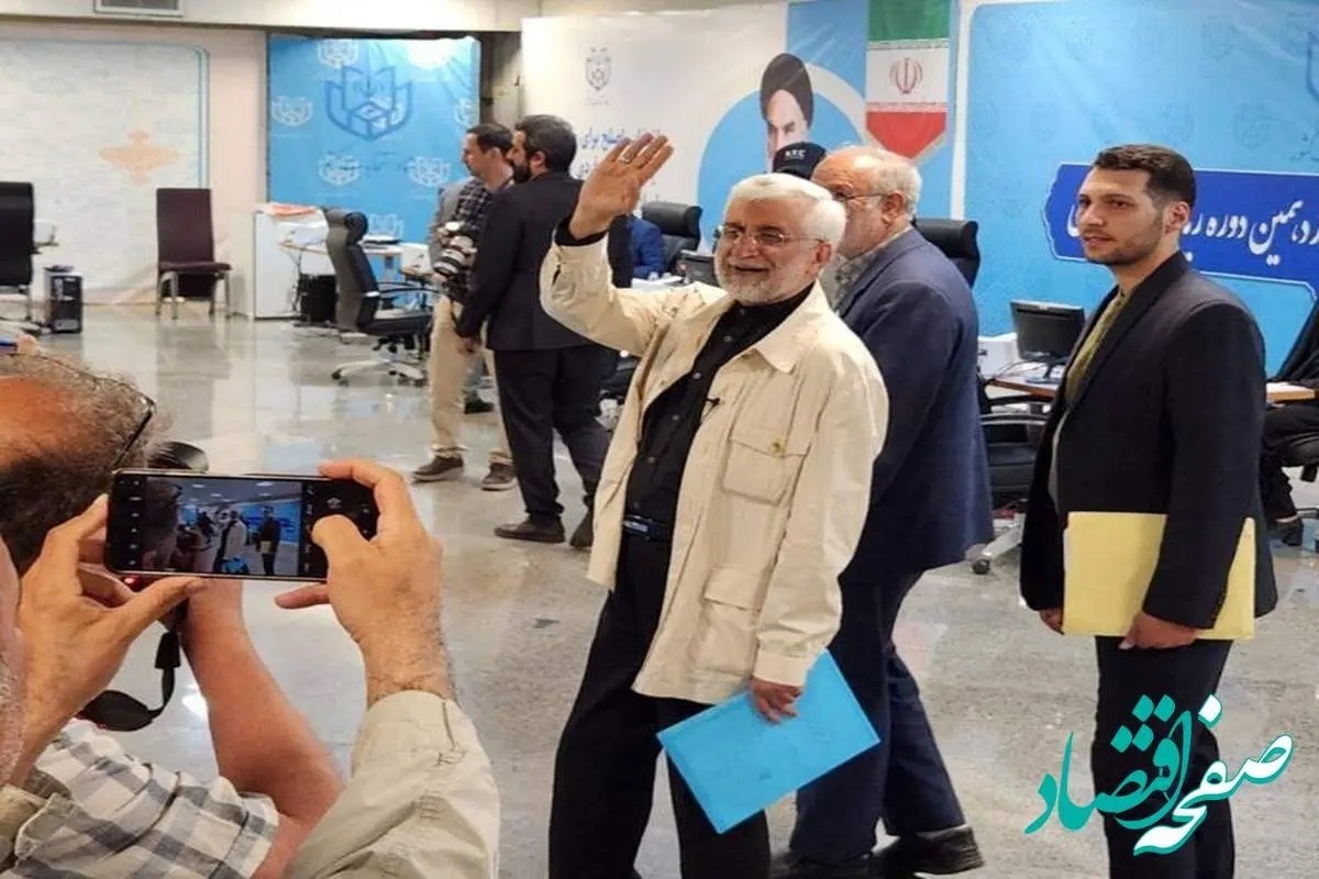 عکس | حضور سعید جلیلی با این ماشین در ستاد انتخابات خبرساز شد!