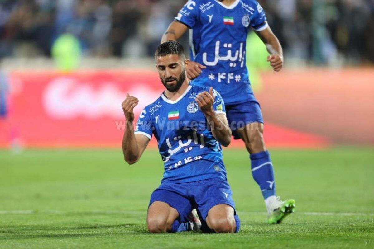 کار مهرداد محمدی بیخ پیدا کرد