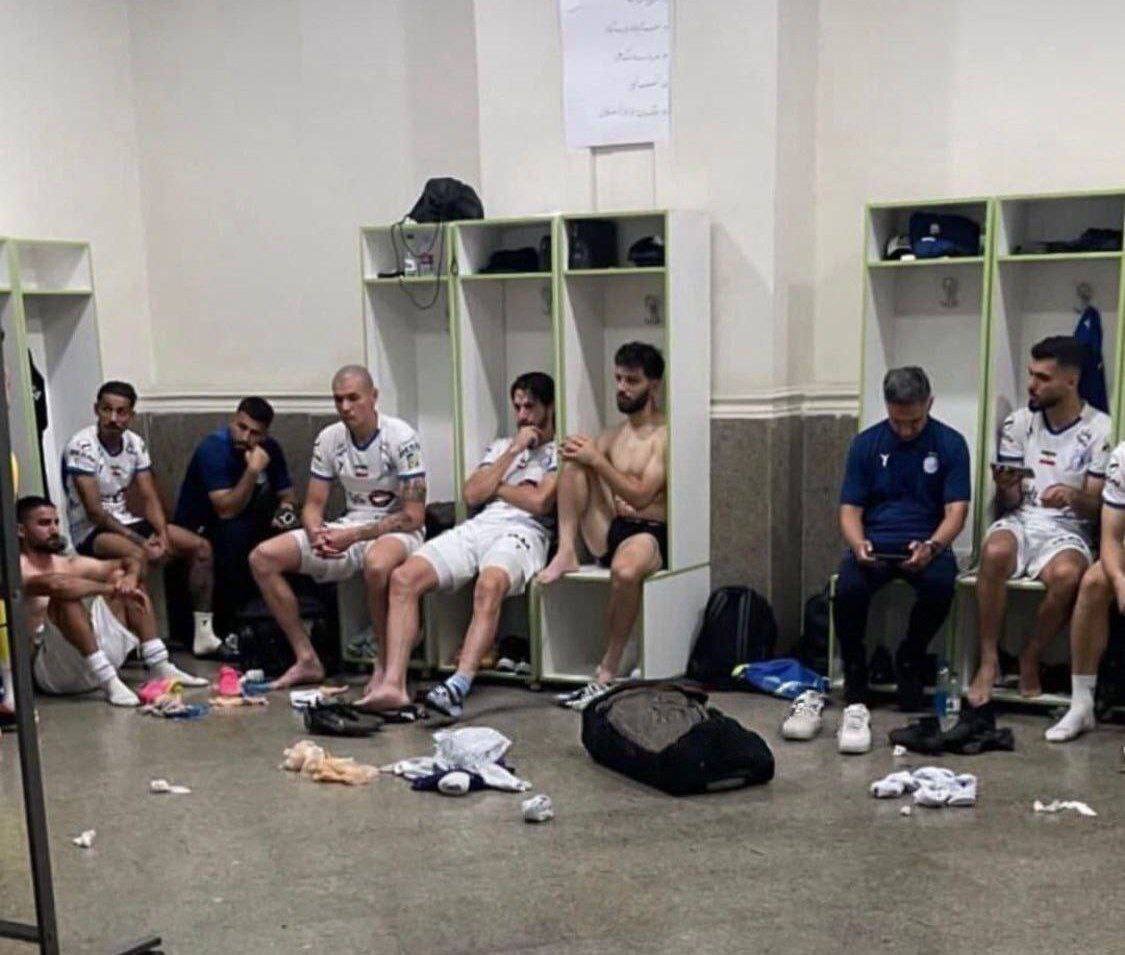 عکس | غمگینترین عکس از رختکن استقلال! عکس | غمگینترین عکس از رختکن استقلال!