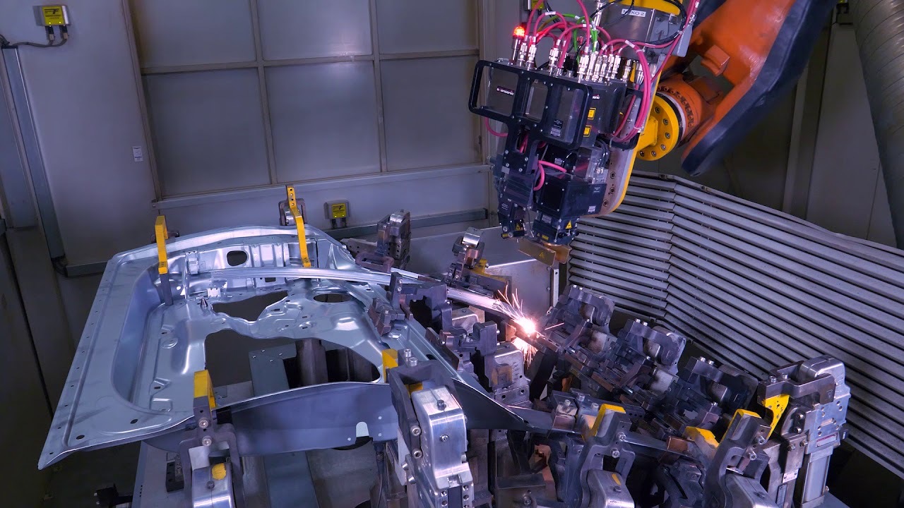 پاسخ به 4 سوال اساسی در مورد برش لیزری | آیا برش لیزر روش بهتری نسبت به سی ان سی است؟ پاسخ به 4 سوال اساسی در مورد برش لیزری | آیا برش لیزر روش بهتری نسبت به سی ان سی است؟