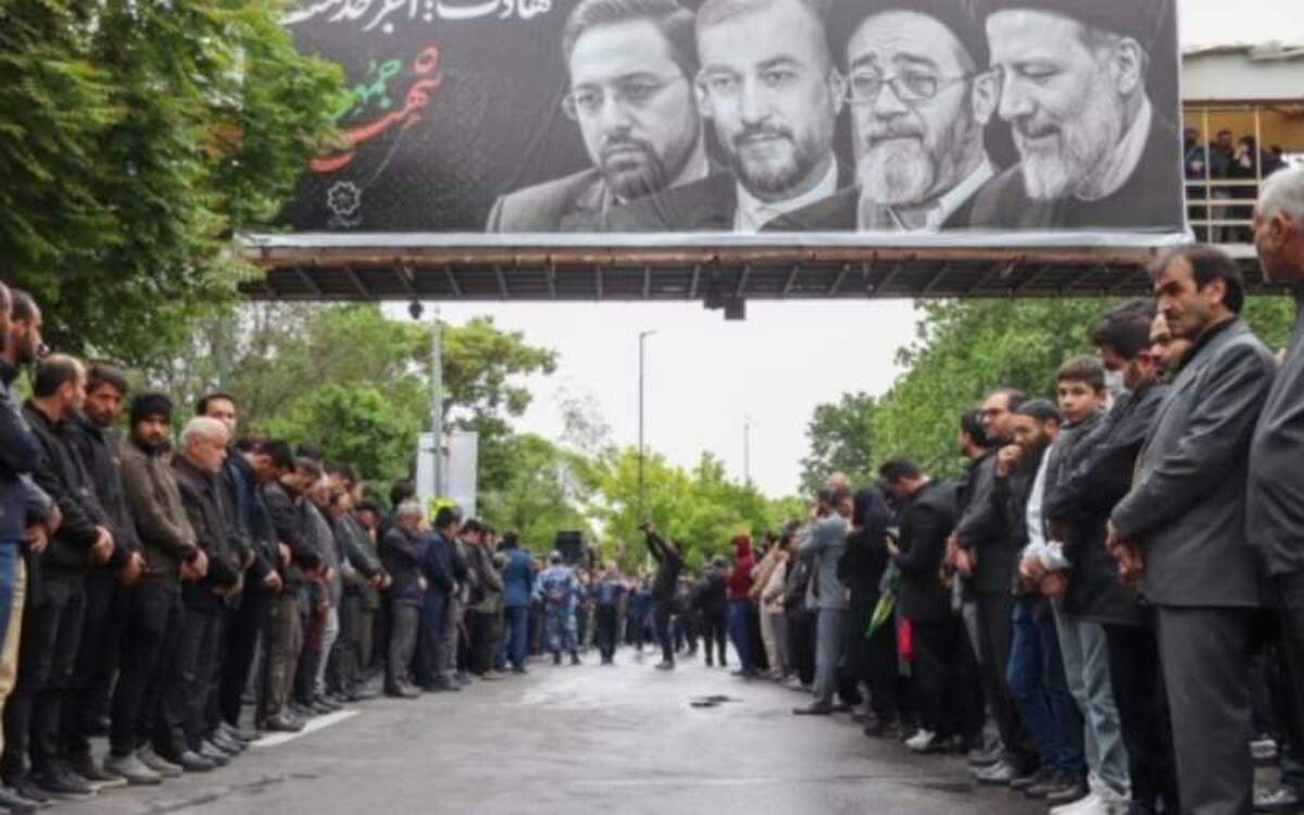 پیکر رئیس جمهور وارد بیرجند شد + عکس