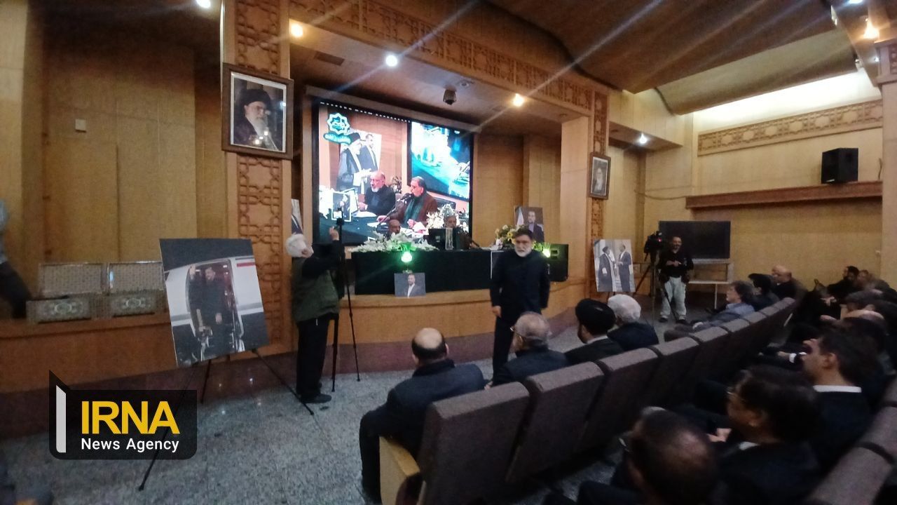 عکس/ برگزاری مجلس ترحیم شهید «امیرعبداللهیان» در شهرک غرب