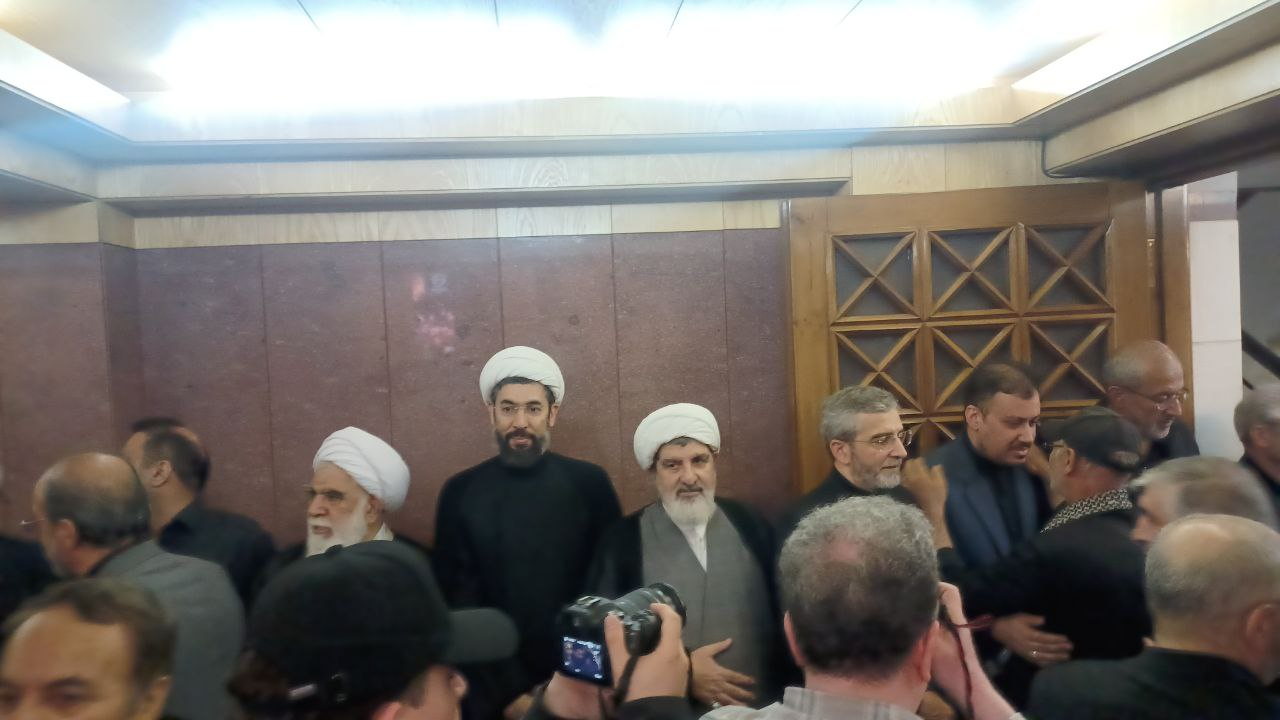 عکس/ برگزاری مجلس ترحیم شهید «امیرعبداللهیان» در شهرک غرب