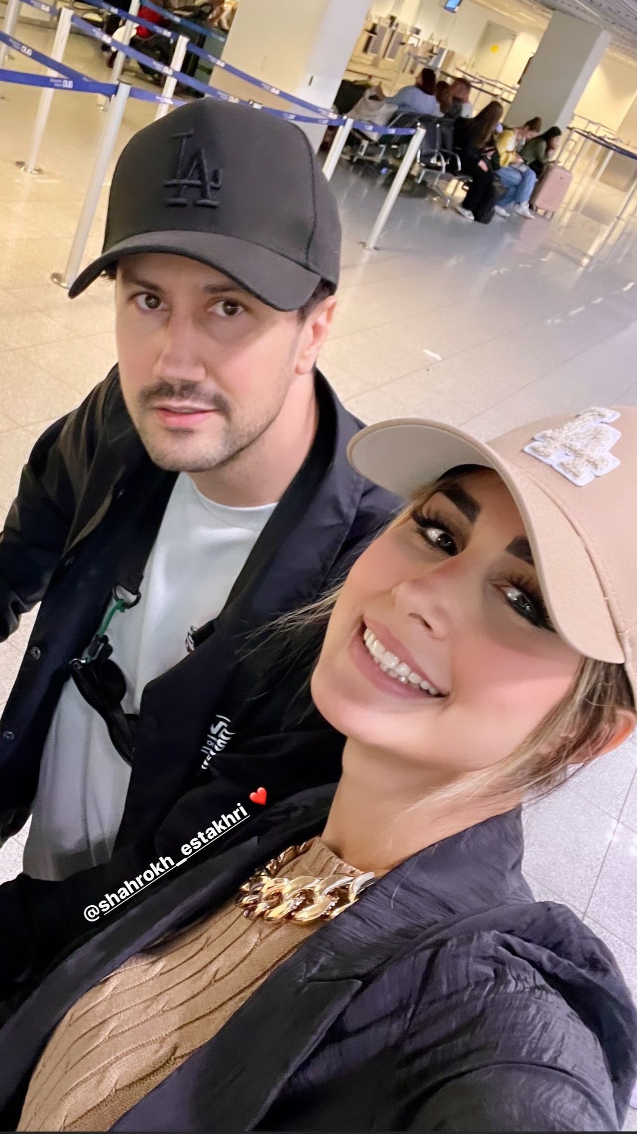 عکس | عکسهای خانوادگی این بازیگر در سفر خارجی! عکس | عکسهای خانوادگی این بازیگر در سفر خارجی!