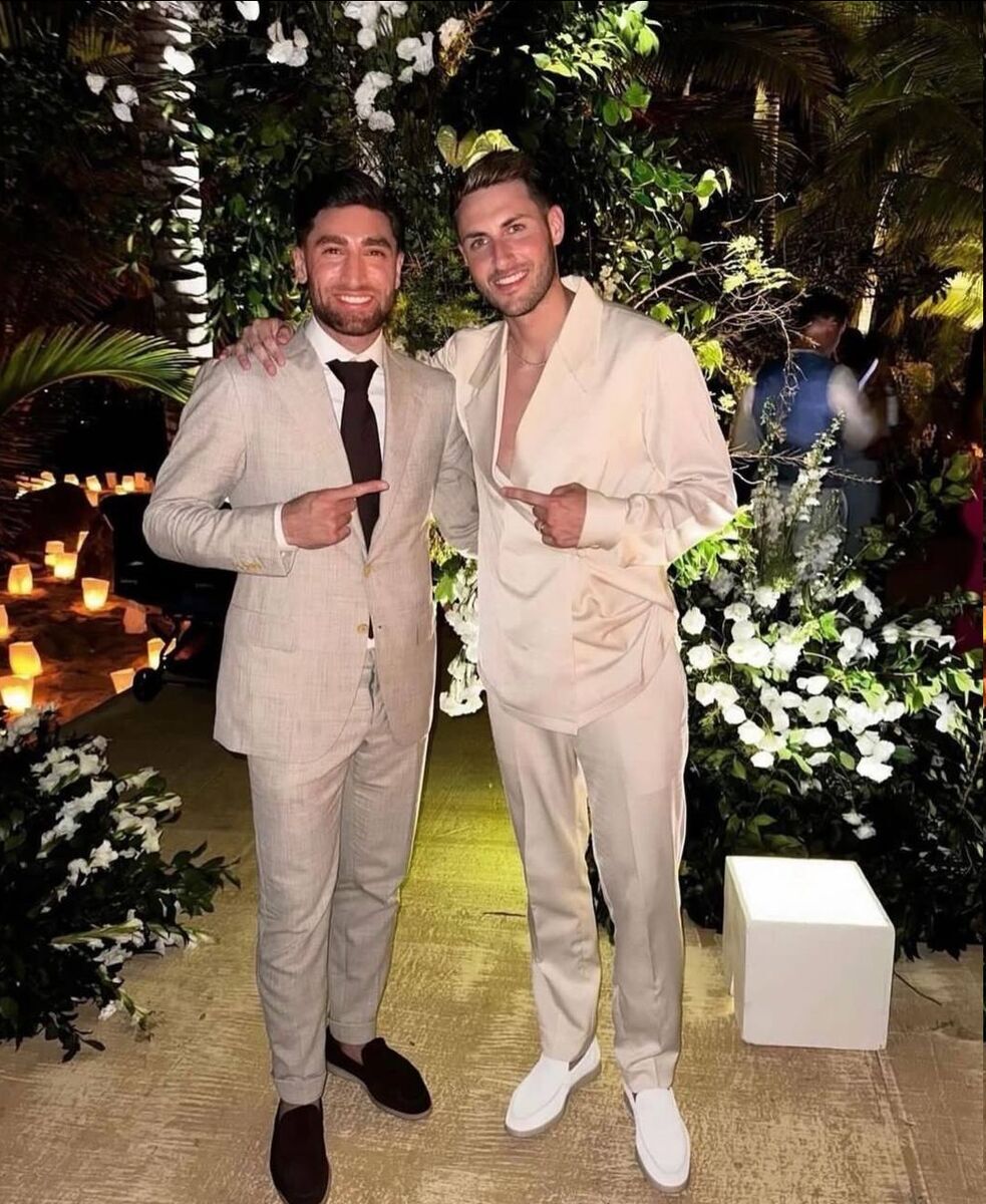 عکس | علیرضا جهانبخش در یک عروسی لاکچری!