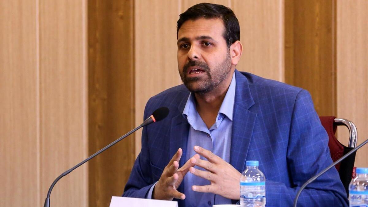 عجیب، اما واقعی | نماینده مجلس جدید: دختر‌ها هم باید به سربازی می‌روند!