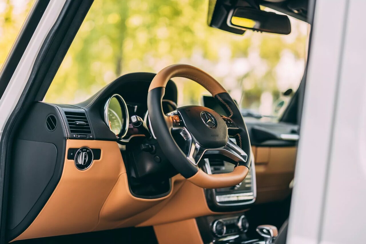 عکس | قیمت نجومی این خودرو! | گرانتر از برج‌های الهیه!