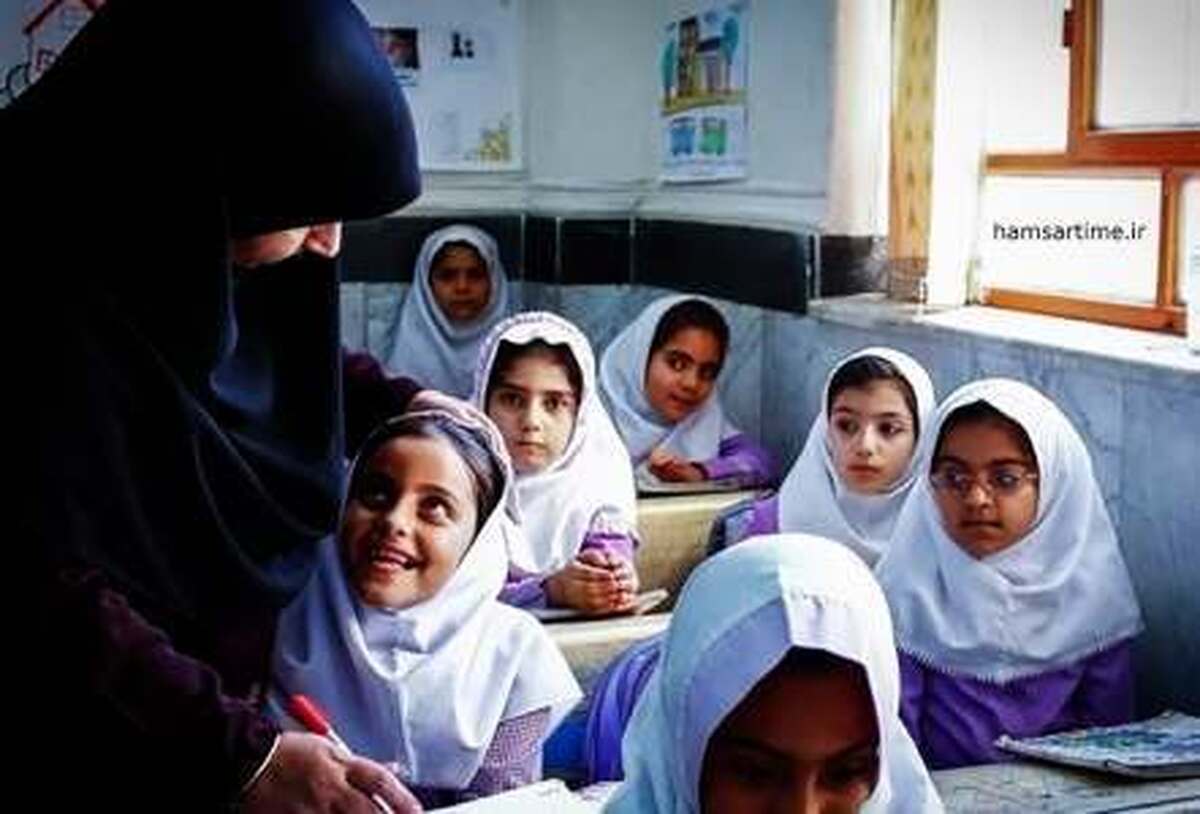 خبر مهم | این بازنشستگان منتظر بسته تشویقی باشند | افزایش قابل توجه حقوق معلمان با رتبه‌بندی
