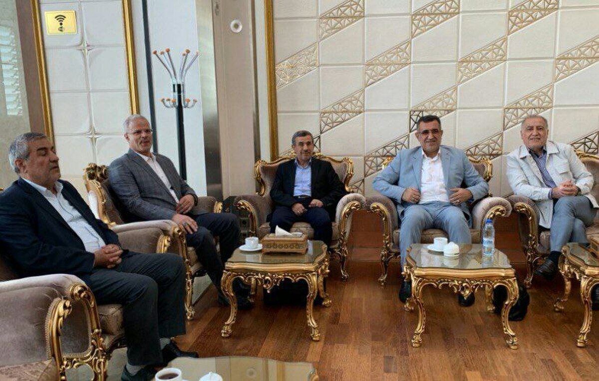 در روز انتخابات احمدی نژاد از ایران رفت!