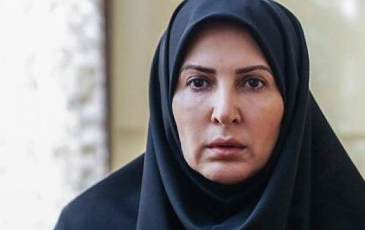 عکس پربازدید از جشن تولد ۶۱ سالگی فاطمه گودرزی به همراه خانواده‌اش