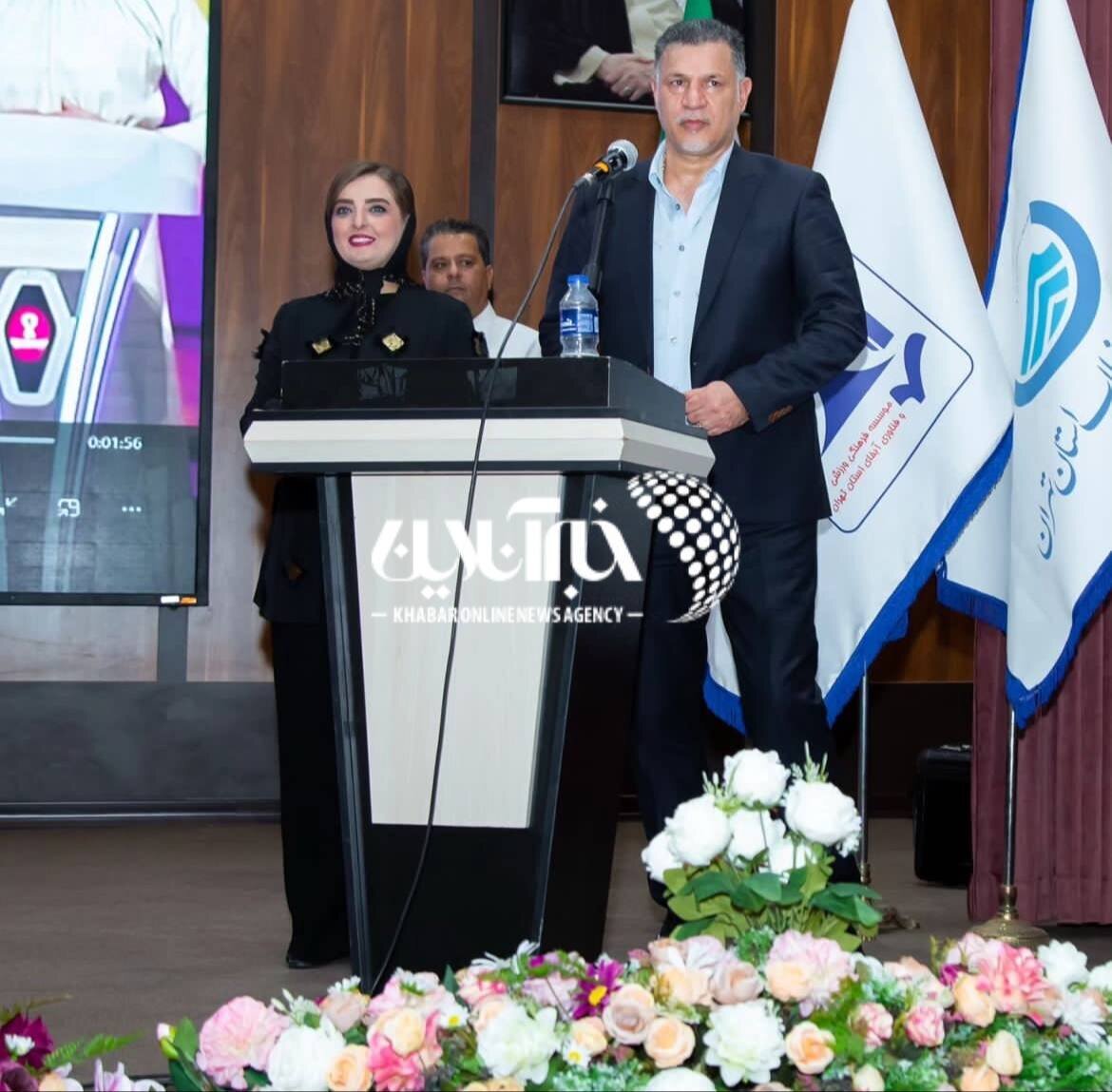 عکس | در یک مراسم رسمی از علی دایی تجلیل شد