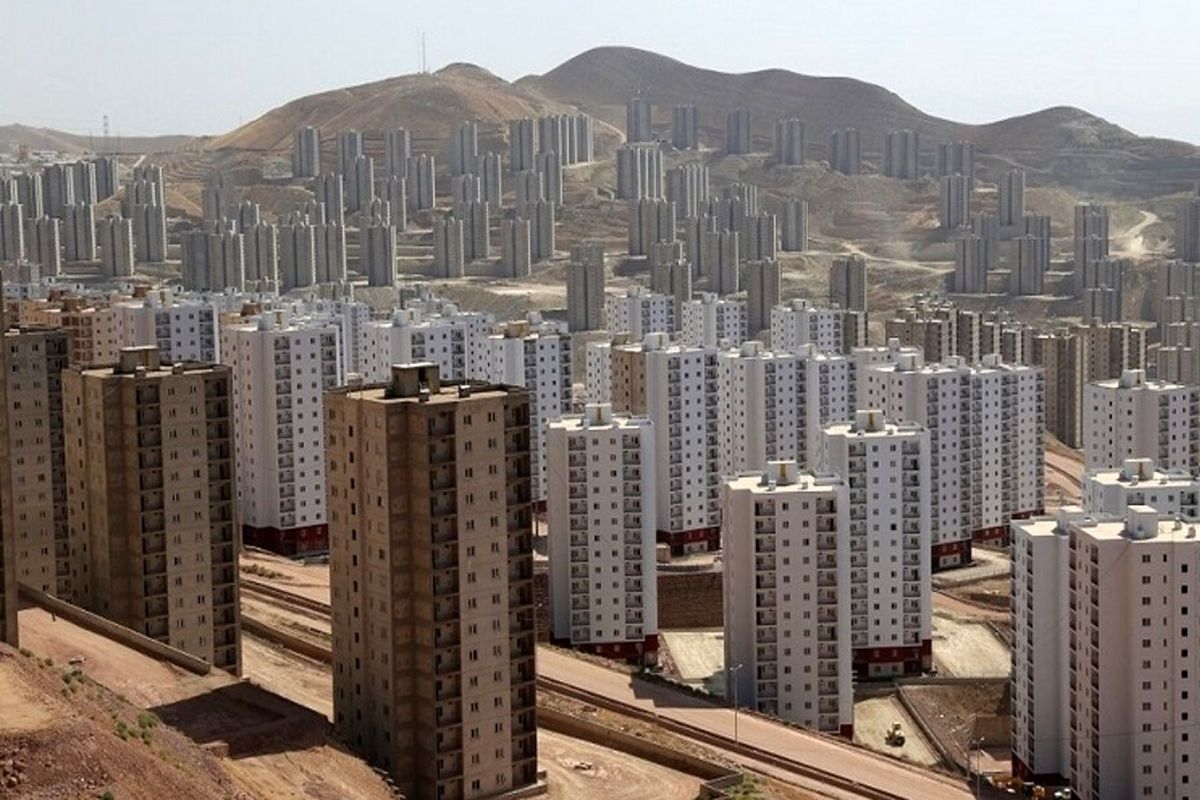 تا پایان سال تکلیف ۹ هزار واحد مسکن مهر مشخص می‌شود