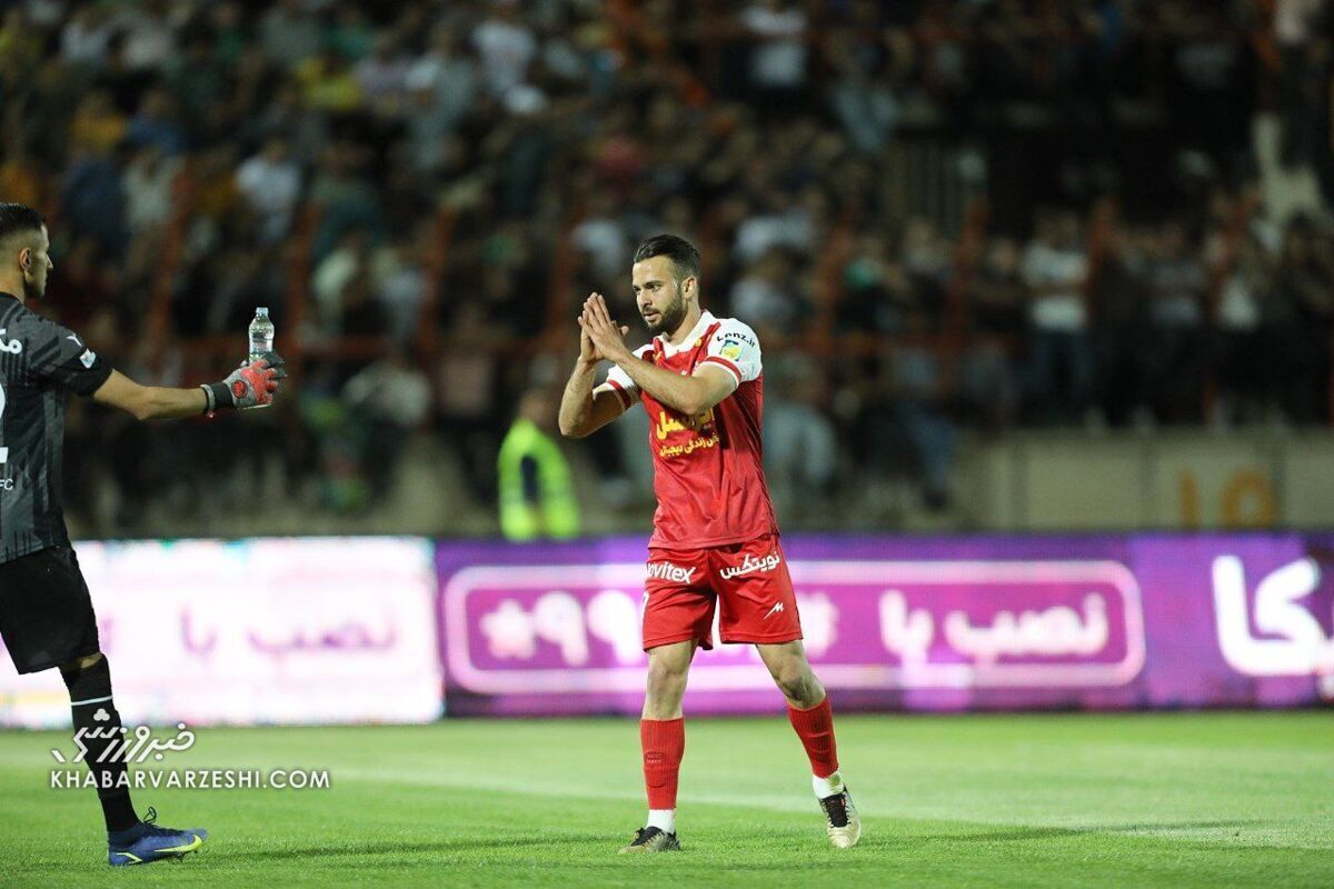 این بازیکن پرسپولیس هم تمدید کرد تا هواداران قرمز نفس راحت بکشند!