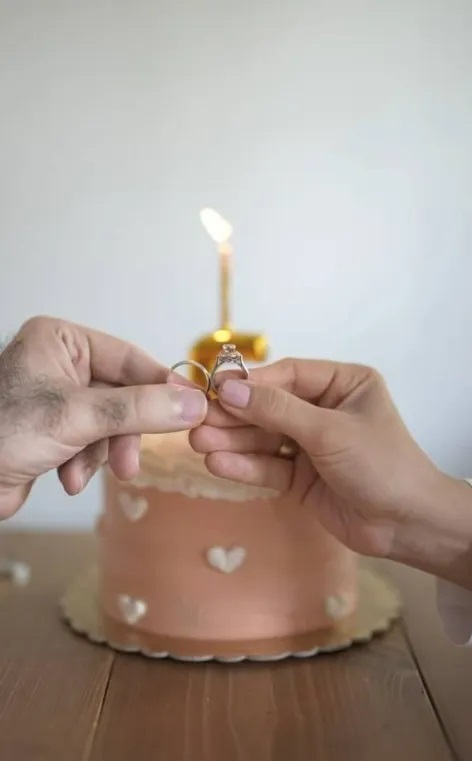 عکس | تصویری عاشقانه از سوگل طهماسبی و همسرش به مناسبت سالگرد ازدواج!